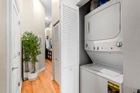 853 N Paulina