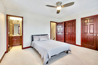 5912 N Northwest Hwy - 14