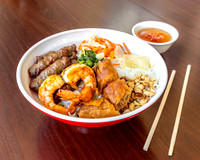 Sunset Pho Caffe_20241008_Cevapcici Noodle Salad with Shrimp_20241008-014